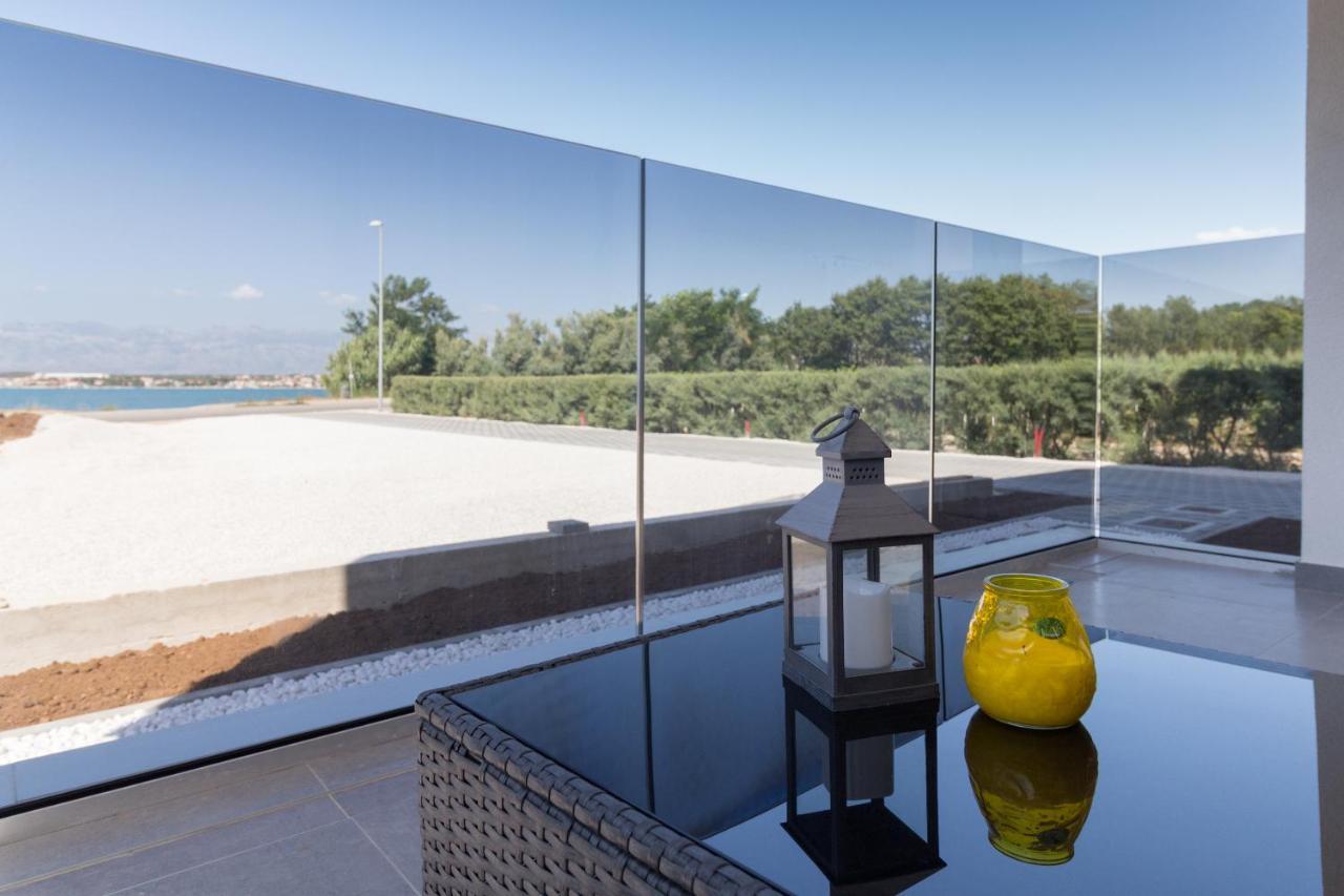 Luxury Beachfront Villa Crystal Aenona - By Ta Leut Agency Nin Zewnętrze zdjęcie