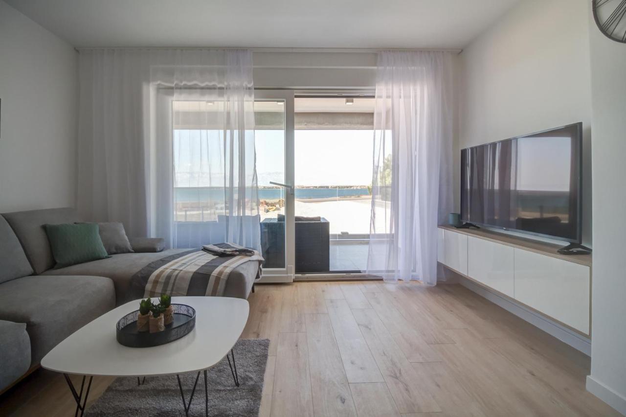 Luxury Beachfront Villa Crystal Aenona - By Ta Leut Agency Nin Zewnętrze zdjęcie
