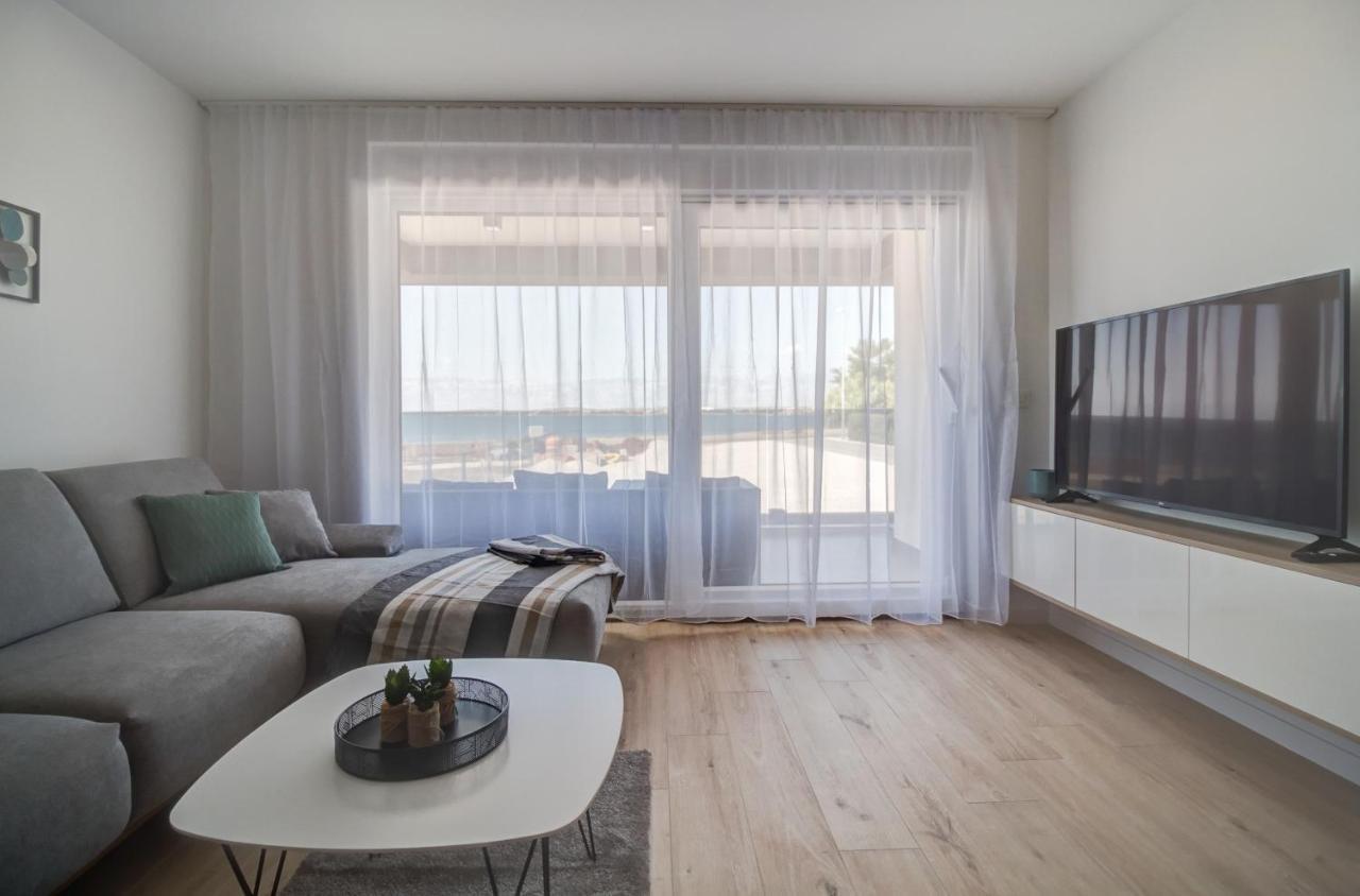 Luxury Beachfront Villa Crystal Aenona - By Ta Leut Agency Nin Zewnętrze zdjęcie