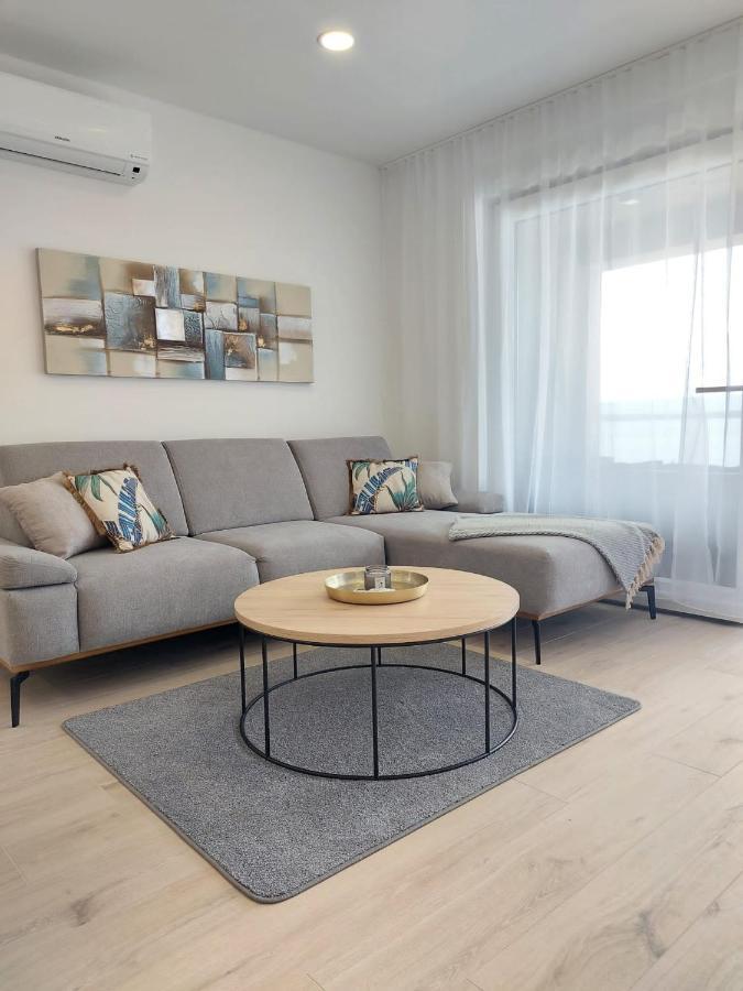 Luxury Beachfront Villa Crystal Aenona - By Ta Leut Agency Nin Zewnętrze zdjęcie