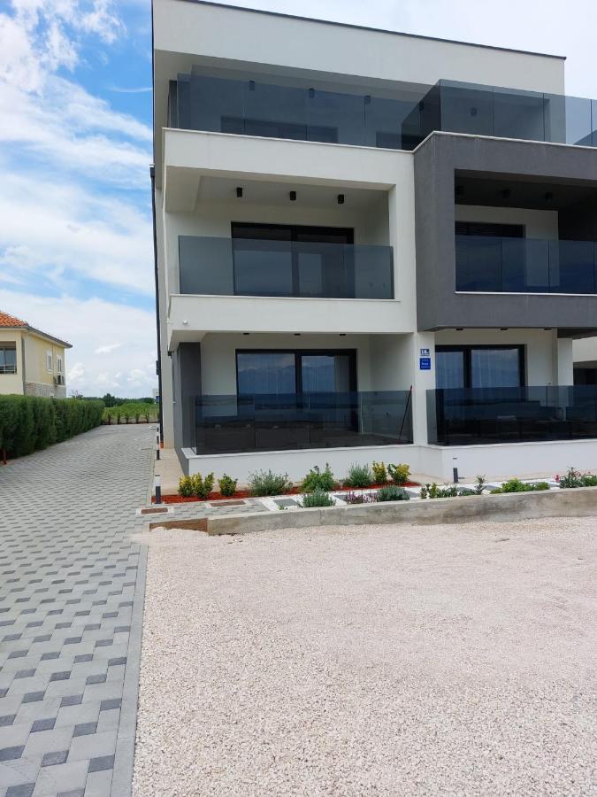 Luxury Beachfront Villa Crystal Aenona - By Ta Leut Agency Nin Zewnętrze zdjęcie