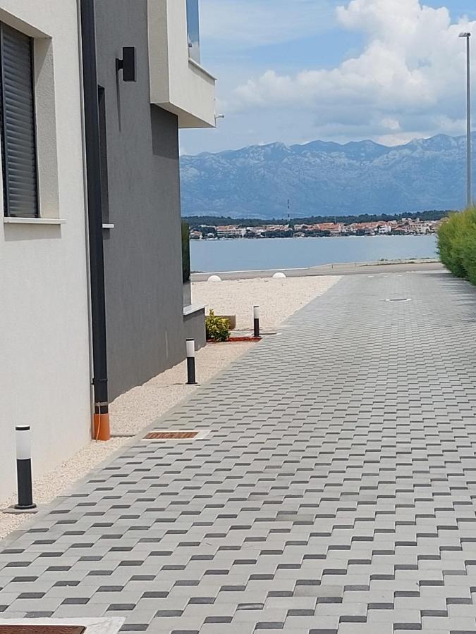 Luxury Beachfront Villa Crystal Aenona - By Ta Leut Agency Nin Zewnętrze zdjęcie